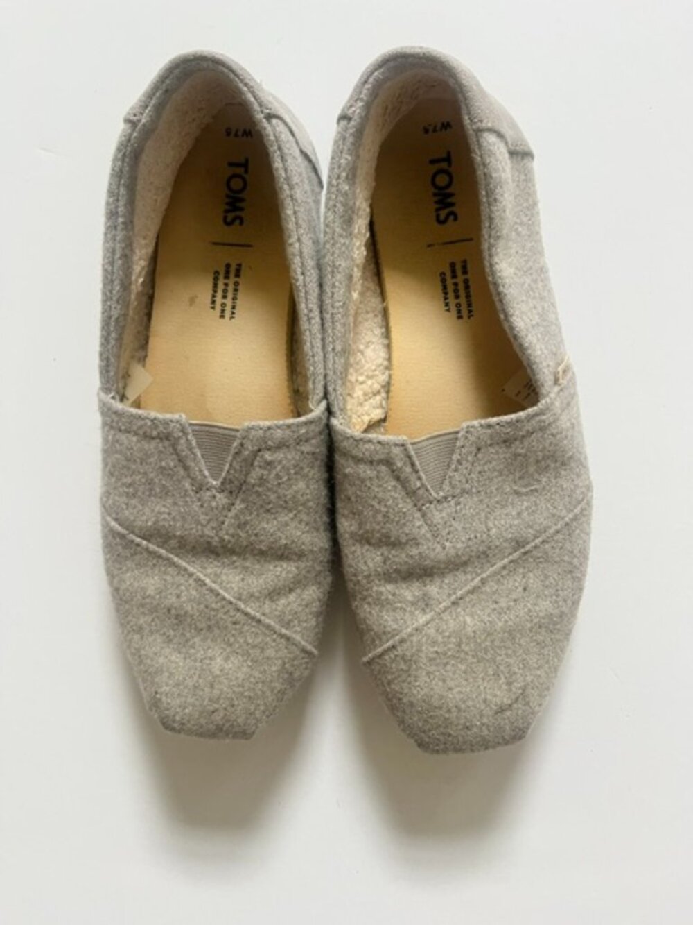 Women's Toms 7.5